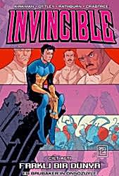 Invincible 6 - Farklı Bir Dünya - Athica Yayınları